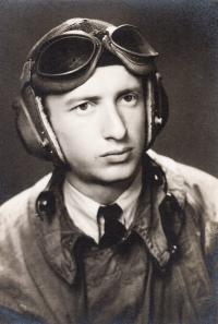 Avraham Harshalom, pilote training, 1948