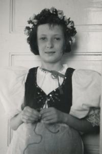 Dagmar Evaldová as a child