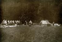 Fotografie z  tábora 1. oddílu Ostrava (nelze určit z jakého tábora č. 1)