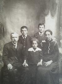 Family of Marie Tesarova´s grandparents 