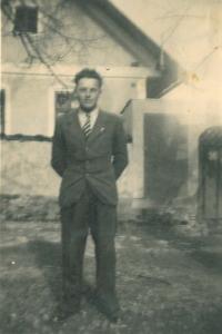Kočí Jaroslav Voráček, asi 1940