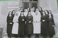 Together with other sisters, Ročov.