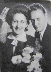 Wedding photo of Stanislava and Zdeněk Šprinc
