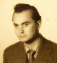 Tibor Molek v mladosti