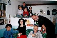 Jan Ruml s užší rodinou (ženou, dvěma syny, oběma rodiči a starším nevlastním bratrem)