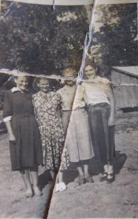 The second from the left-hand side is Anna Lašová in the collective farm in Martin pri Senici
