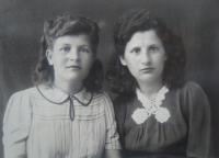 With the sister, Taťjana Podhajská on right