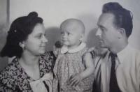 His brother Miroslav Růžička with his wife and daughter