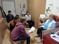 Pupils from the elementary school ZŠ Petřiny sever interviewing the witness