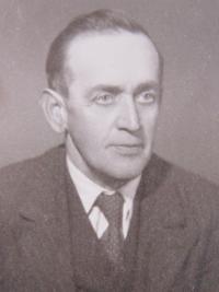 Otec Josef Pelcl