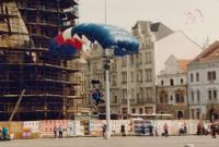Jump of paratroopers to the Square of the Republic in Pilsen, 1994