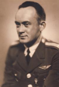 Uncle František Novák, 1935