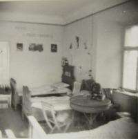 The room in which the children lived in Vlčicích Castle. kulaks, who were excluded from the secondary agricultural school and in 1951, sent to work on the State Farm Javorník