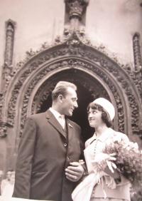 Miloslava Nováková's wedding in St. Jakub church in Prague in 1966