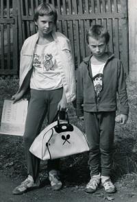 Helena Suková with her brother Cyril, 1975