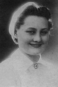 Sister Anna Žebráková in 1944 as a nurse of the Czechoslovak Red Cross