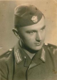 Jaroslav Cihlář - photograph from war war II period