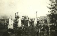 Cemetery in prewar Mušov