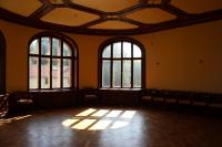 Dining room in the Dobřenice chateau, current photo