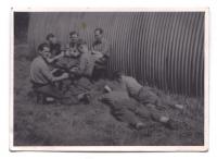 Hanuš Kotek with friends in Yeoville in the year 1942