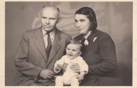 The Žďárský family, 1952
