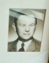 The father who helped to partisans and was in kriminal