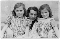 With her mother Marie and younger sister Nora, 1943