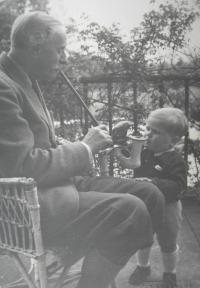 František Kinský as child with grandfather