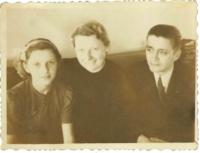 Eva Bošková with her parents before her father was arrested