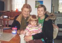Inge, her granddaughter Michaela and great granddaughter Sophia, at friends´at Hrabačov, about 2010