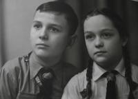 Lotte with her brother in the Hitlerjugend uniform, Sokolov, 1939