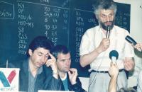 Press conference before the first free elections (Bratislava 1990).