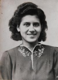 Věřina matka Marie, Vroutek, cca 1950