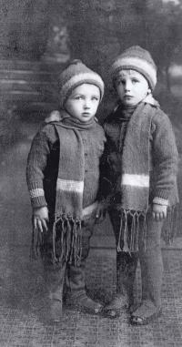 The Beneš brothers (1926)