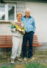 Vladimír's gold marriage (1998)