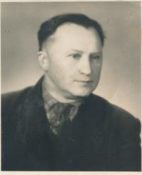 Otec Petra Kubíčka
