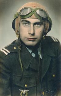 Stanislav Husa as pilot – historical portrait, coloured