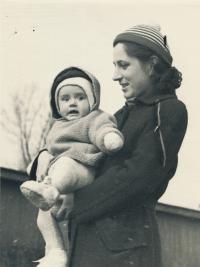 Stanislav Husa – Stanislav’s wife with their daughter, historical photograph, 1953