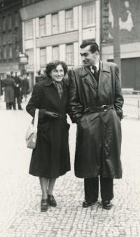 Stanislav Husa with his wife, historical photograph, 1952