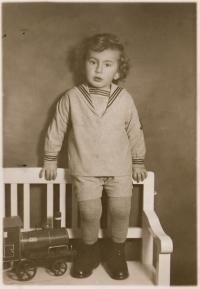 Stanislav Husa as five years old, historical photograph, Bratislava
