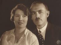 Parents of wittnes - newlyweds Landstoffels