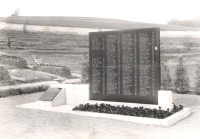 Memorial to commemorate the victims, the Jewish cemetary, Náchod 1946 