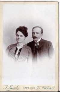Leo and Zdeňka Strass, Náchod 1910