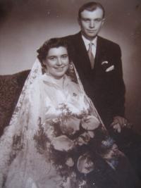 Paní Cvrčková s manželem