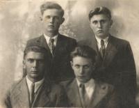 Guys from Hlinska in Volyn. The first witness from bottom husband Josef Uhlir