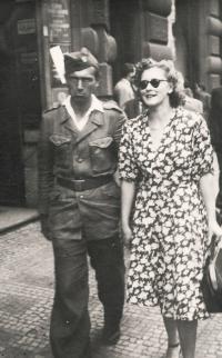 František Miška and Ludmila Píchová (1946)