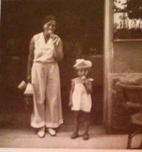 with the mother 1936