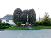 Pomník obětem 1. a 2. světové války ve Vranové Lhotě