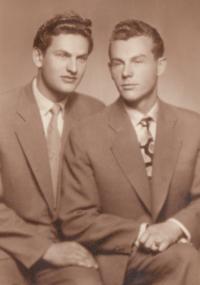 Liboš Buben (on the right) with his brother Vladimír, second half of the 1940s