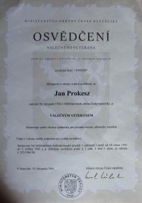 The certificate of World War II veteran